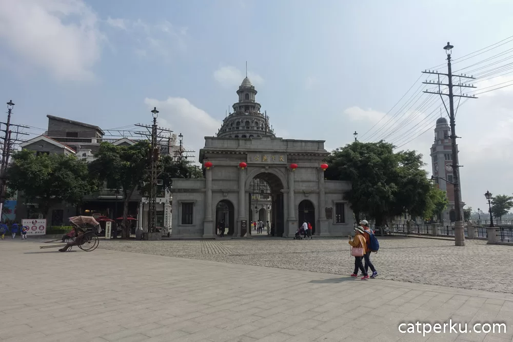 Mengunjungi Haikou Movie Town: Serasa Di Tahun 1942!